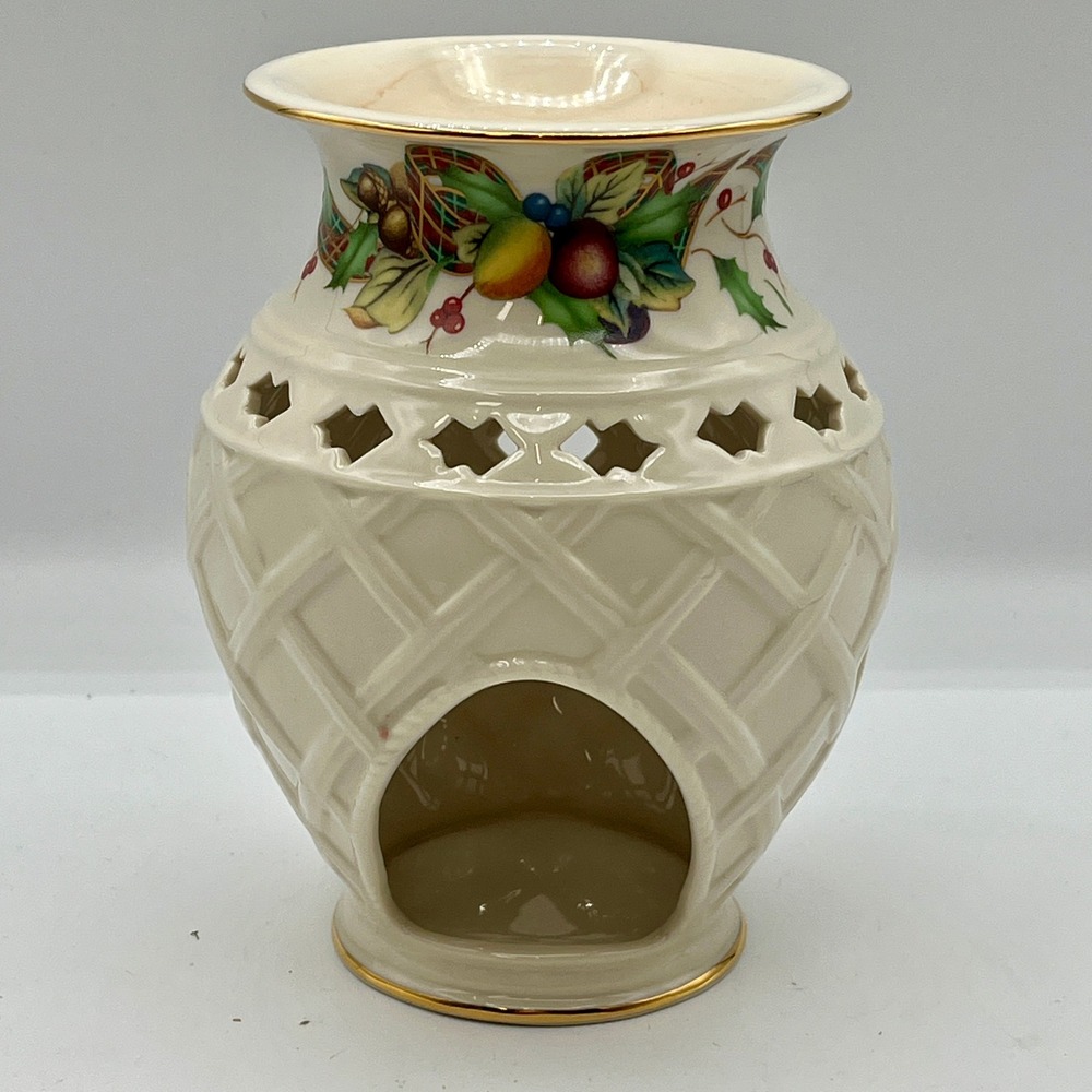Lenox USA Porcelain Christmas Holiday Tartan Tealight Fragrance Warmer Lattice - Picture 3 of 8